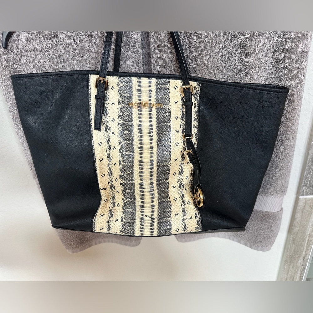 Michael kors snakeskin tote